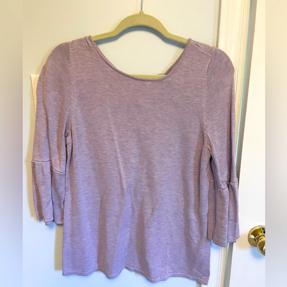 Sweater with back zipper